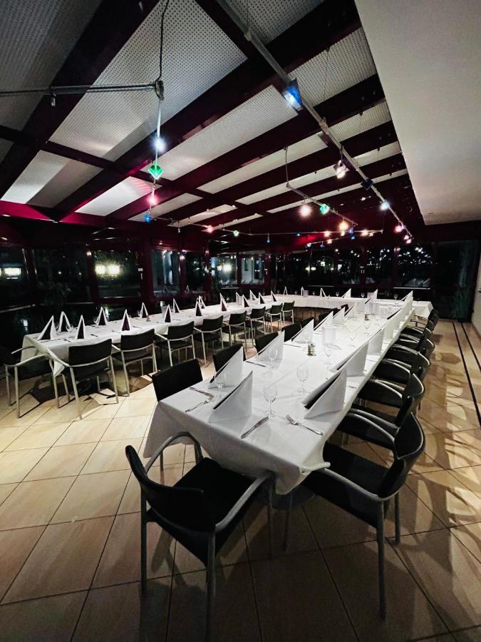 Hotel Krone 코니그스브륀 외부 사진