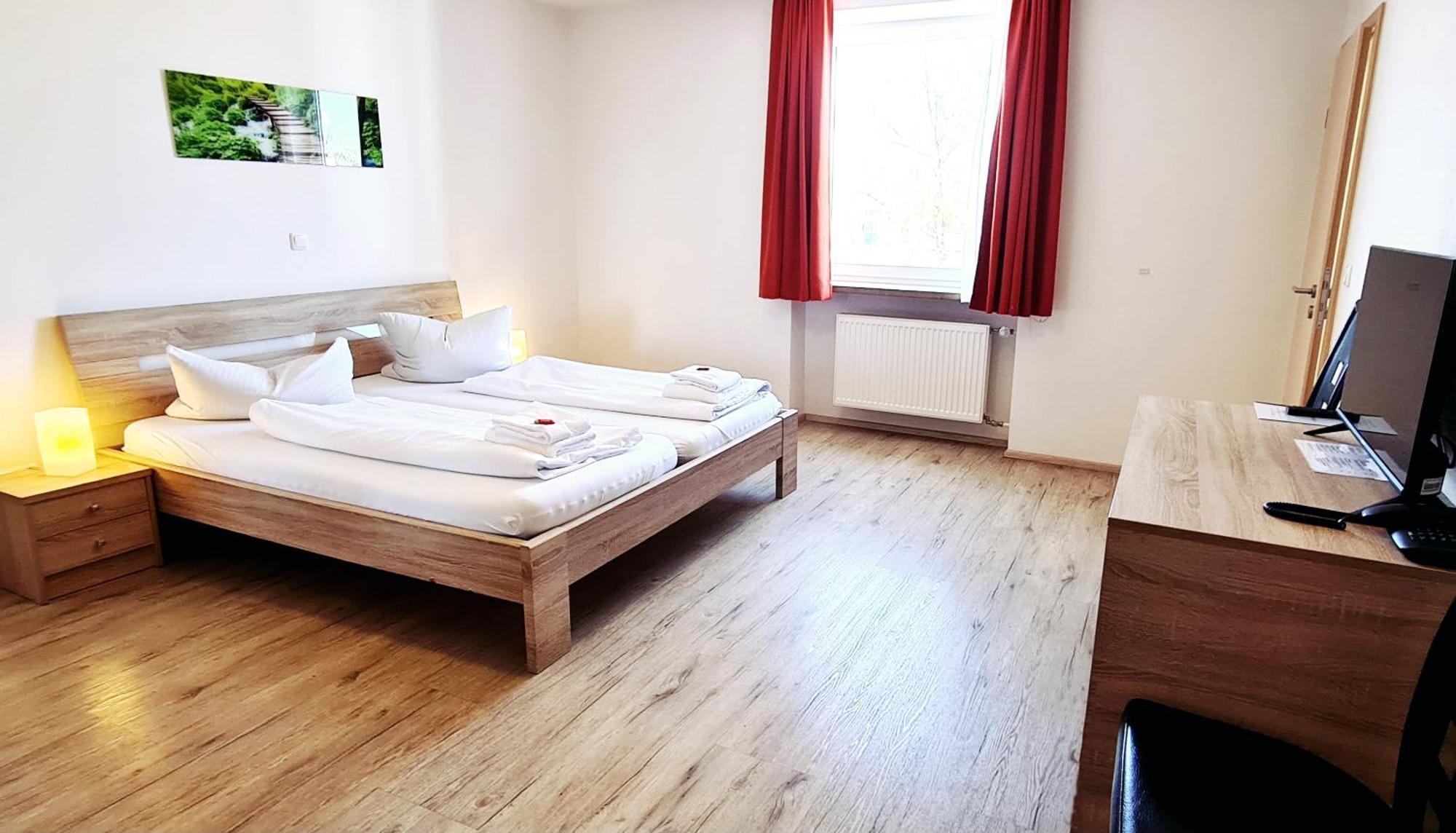 Hotel Krone 코니그스브륀 외부 사진