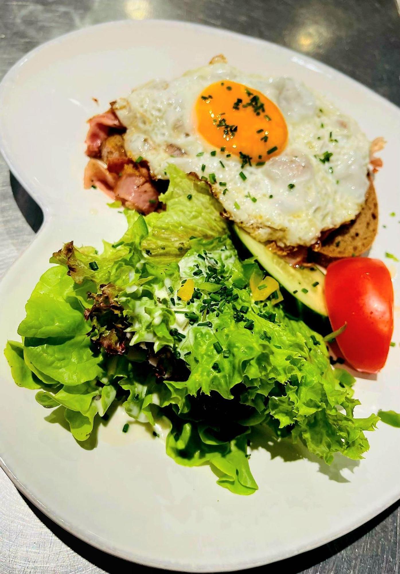 Hotel Krone 코니그스브륀 외부 사진
