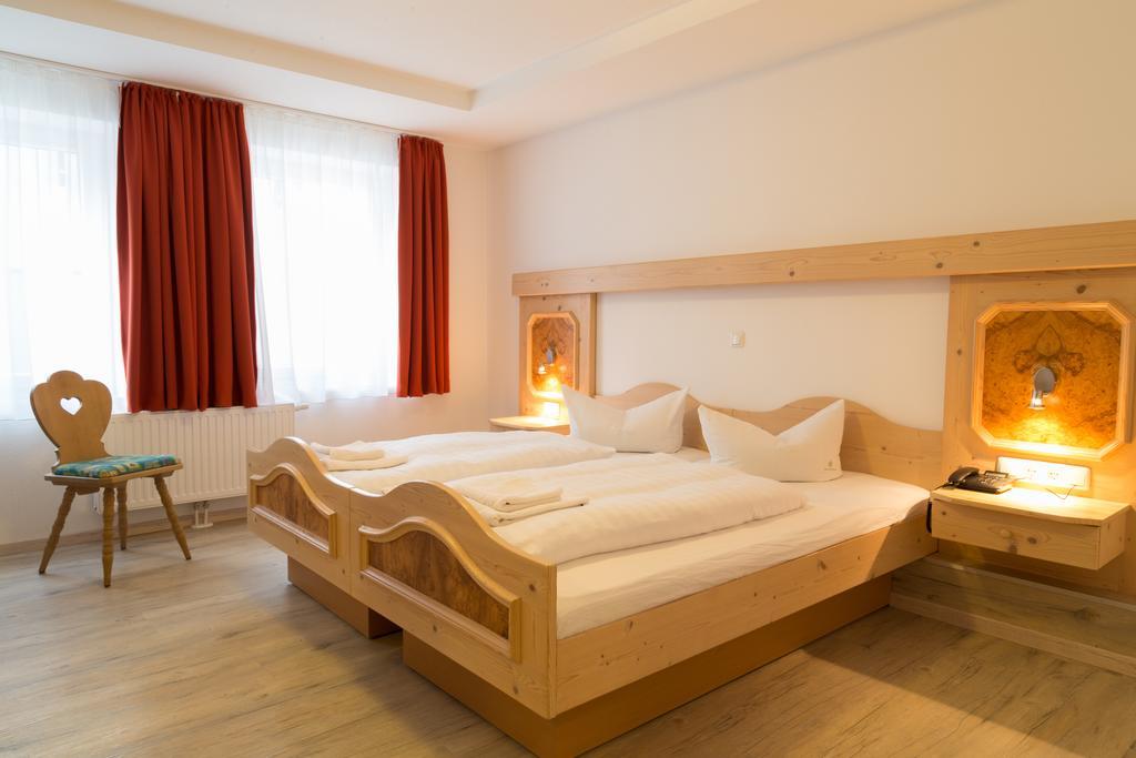 Hotel Krone 코니그스브륀 객실 사진